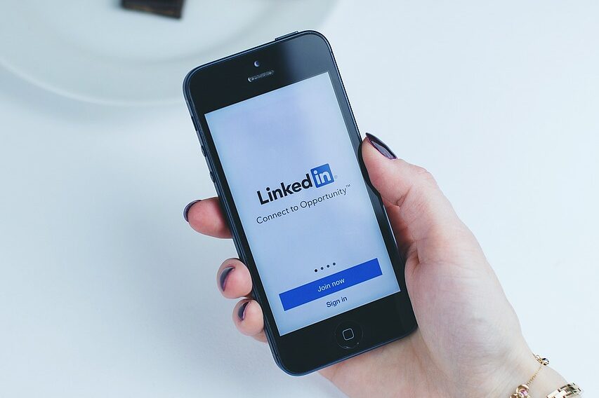 LinkedIn-Beiträge schreiben lassen